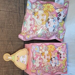 NIB Liila's Garden Tea Party Confirmed Banana Chicken